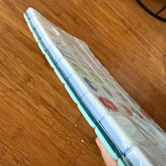 Light Blue Mahjong Tile Set - Picture 5 of 6